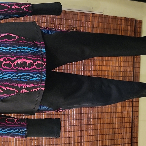 Livi Sophie theallet active set - Picture 4 of 7